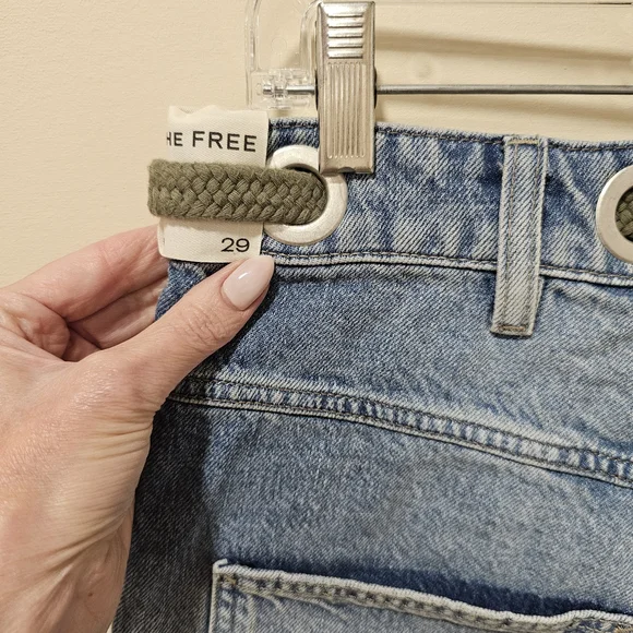 We The Free Moxie Barrel Shorts In Truest Blue Size 29 NWT - Picture 5 of 5